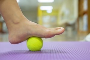 Stretching the Feet Before a Workout